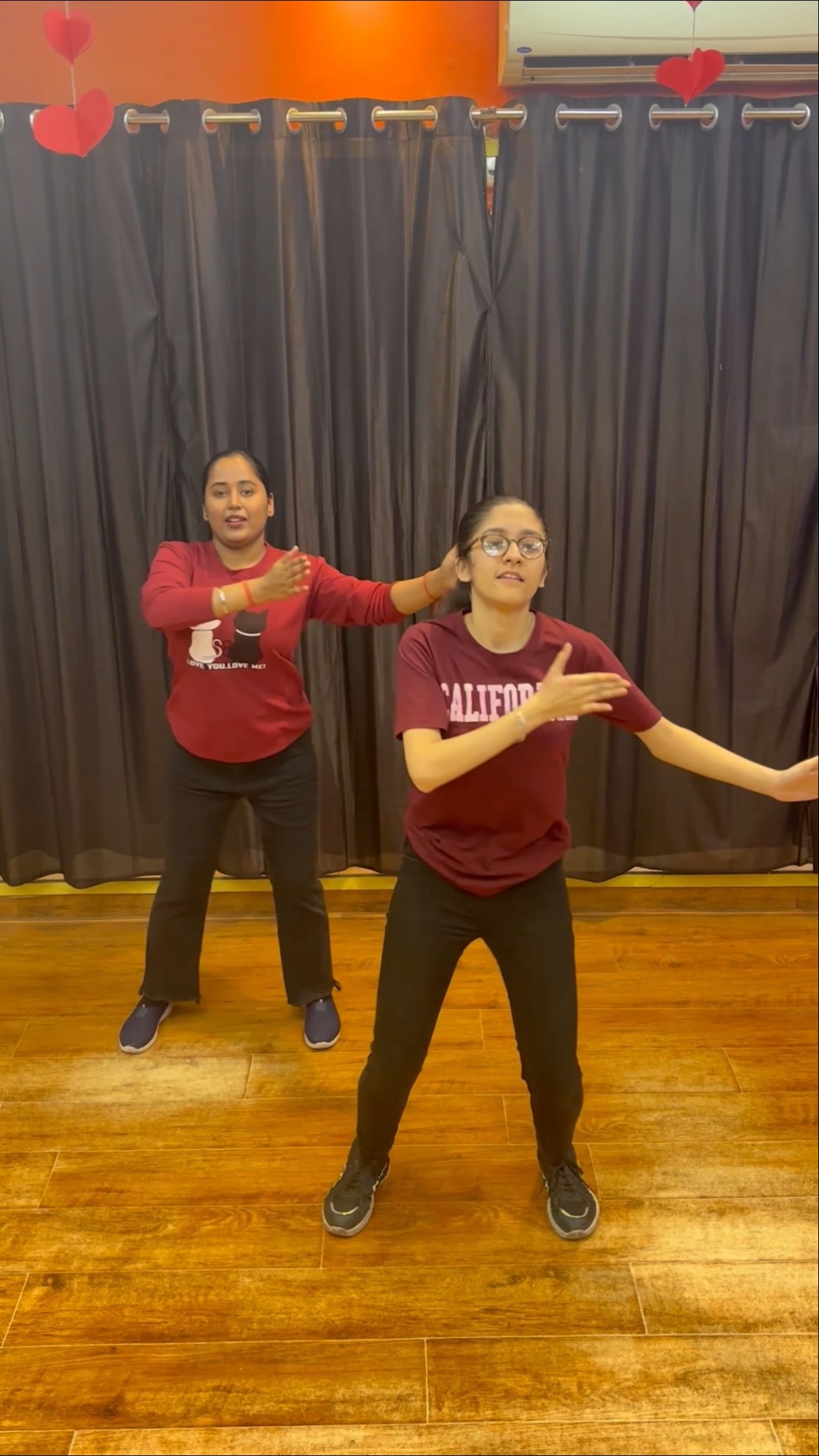 Tik Tik l Dance Cover l Jacqueline Fernandez l Trending Shorts #dance #shorts #easysteps #reels #yt
